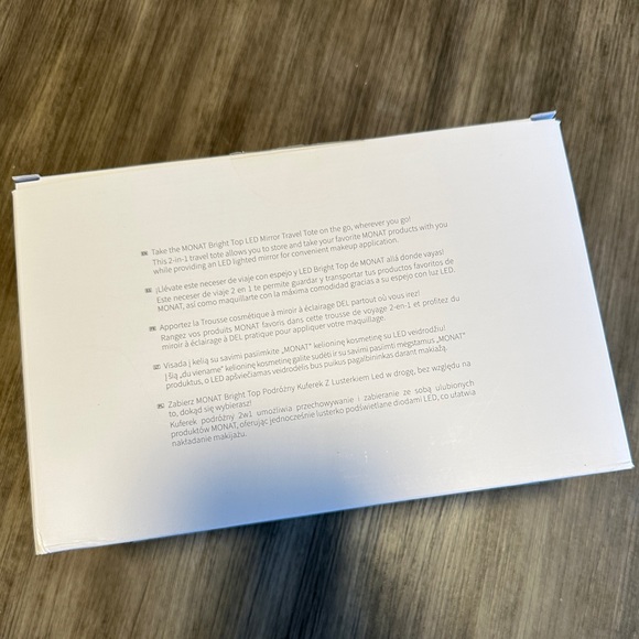 •NEW•Monat Travel Case & Mirror - Picture 3 of 9